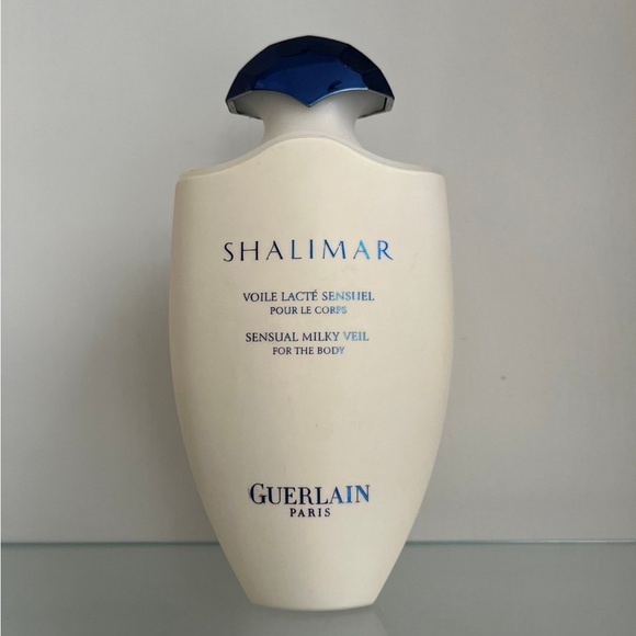 Guerlain Shalimar Perfume and Lotion Set - Picture 4 of 8